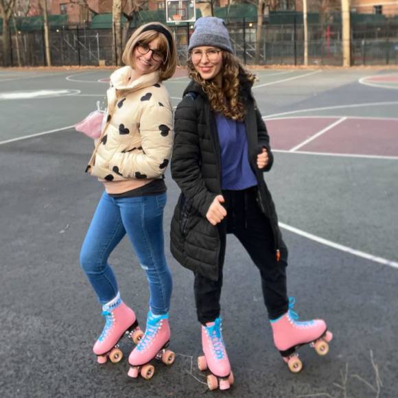 Meet your Posher, April - Picture 1 of 1